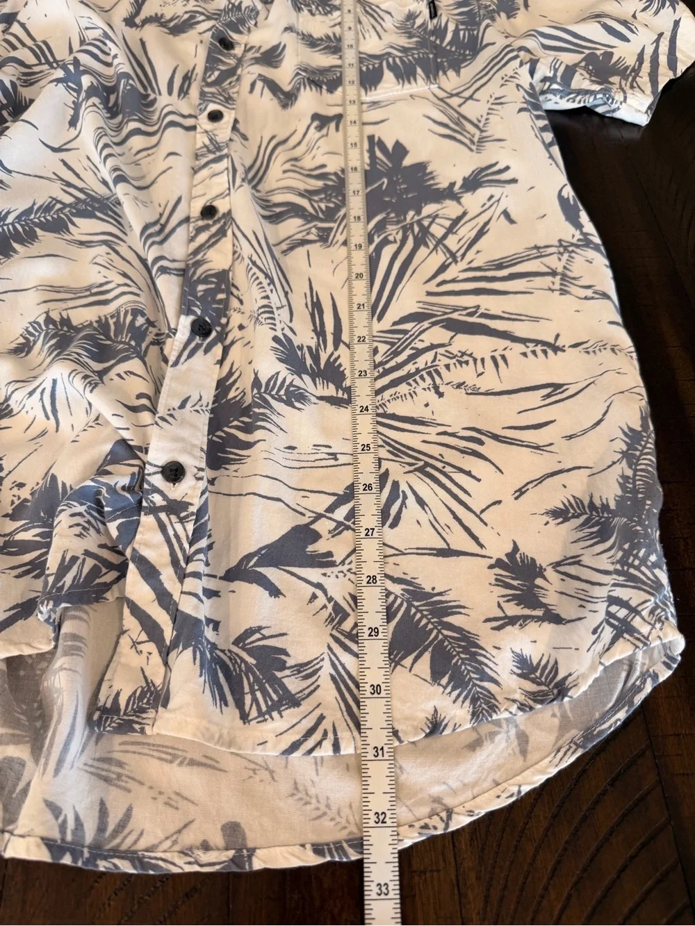 O’Neill Men’s XL Modern Fit Tropical Palm Print Short Sleeve Button Down Shirt